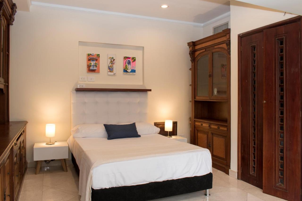 Mega 7 Bedroom Mansion In Bocagrande * Cartagena